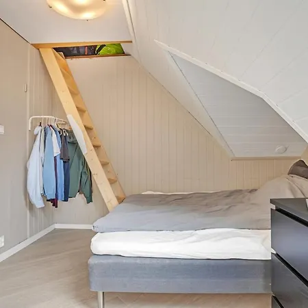 Apartment Top-floor In